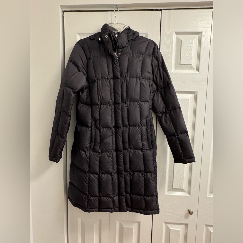 Lightly used north face parka